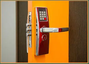 Exclusive Locksmith Services La Habra, CA 562-340-4636 - 9-commercial-door-lock
